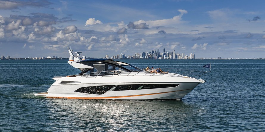 Sunseeker Predator 60 EVO