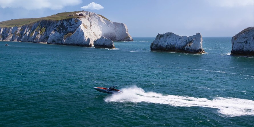 Sunseeker HAWK 38