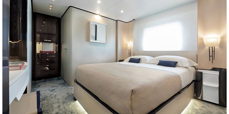 Azimut Grande 32 METRI