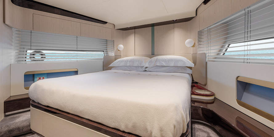 Azimut Grande 25 METRI
