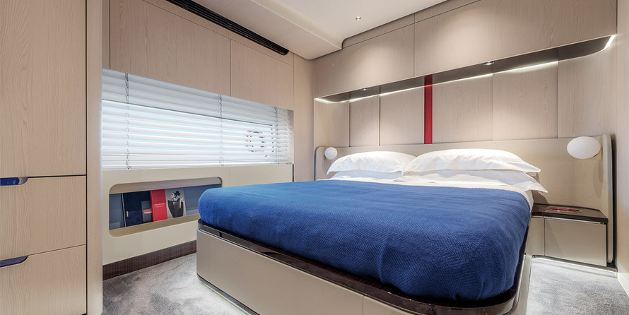 Azimut Grande 25 METRI