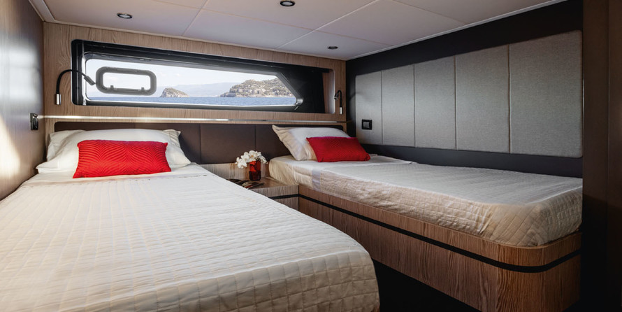 Azimut Atlantis 45