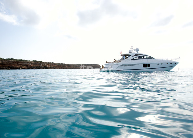 Fairline 64 Targa