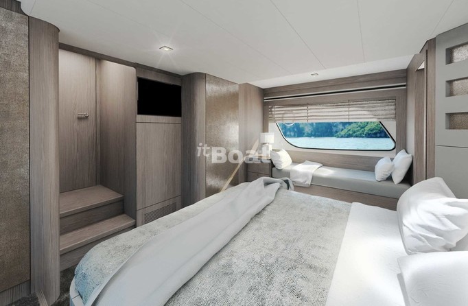 Ferretti 650