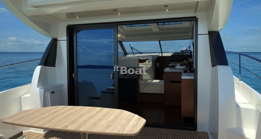 Prestige 450 S