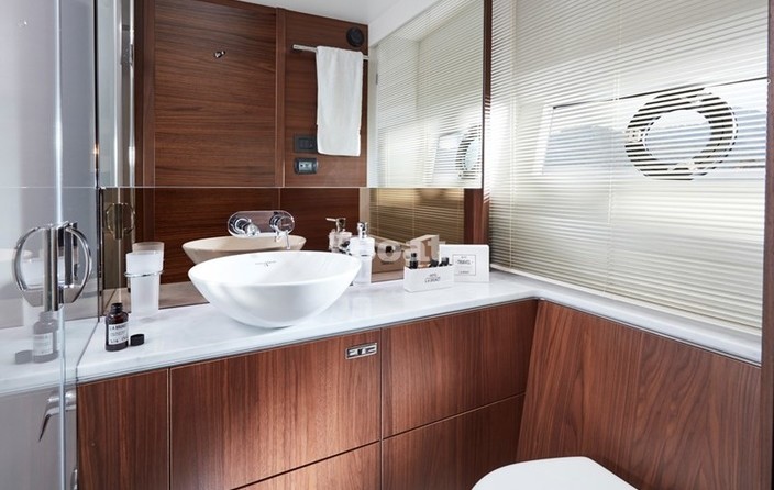 Princess 62