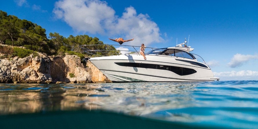 Princess V50 Open