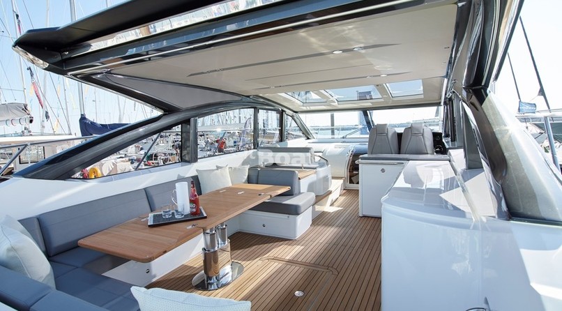 Princess V58 OPEN