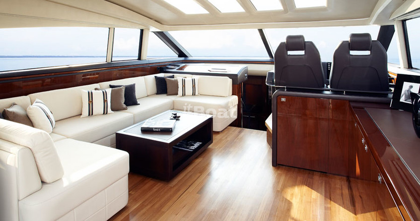 Princess V62-S