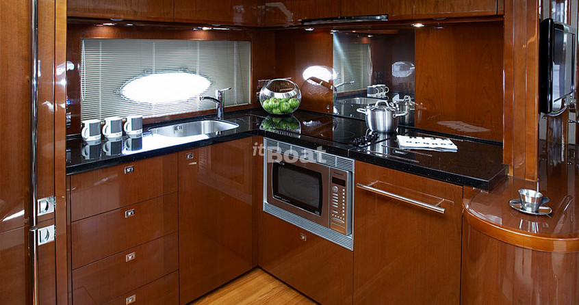 Princess V62-S
