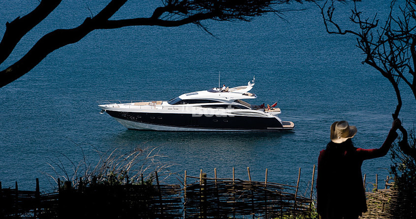 Princess V85-S