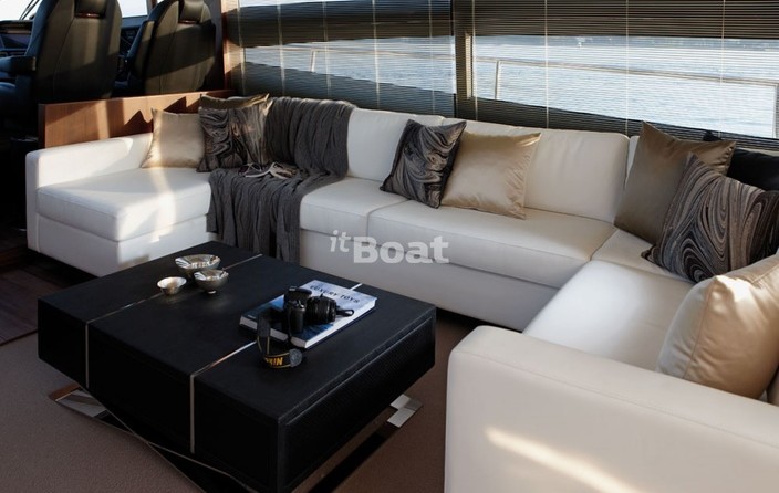Princess V72