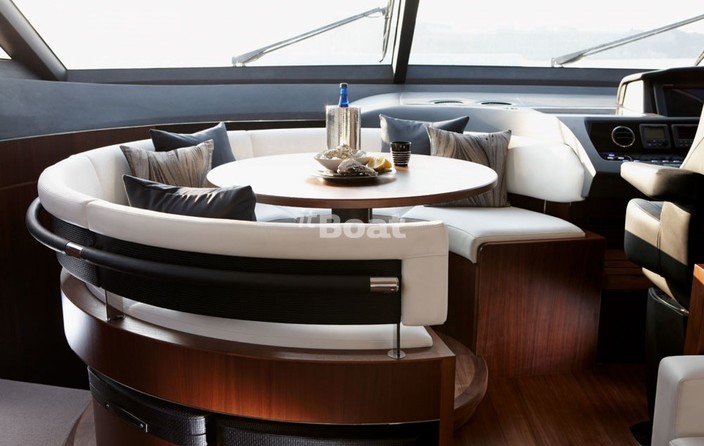 Princess V72