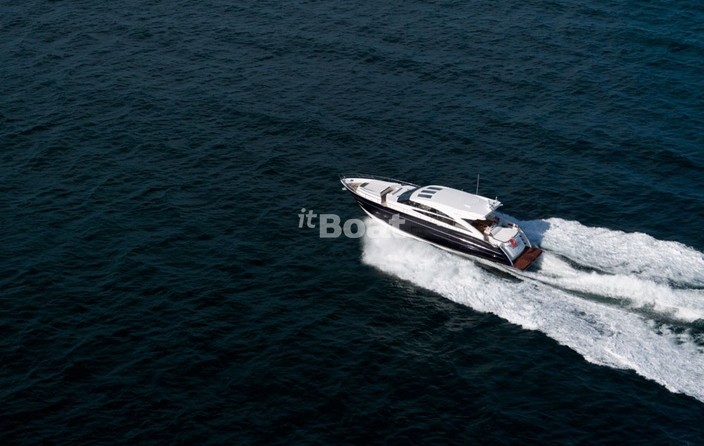 Princess V72