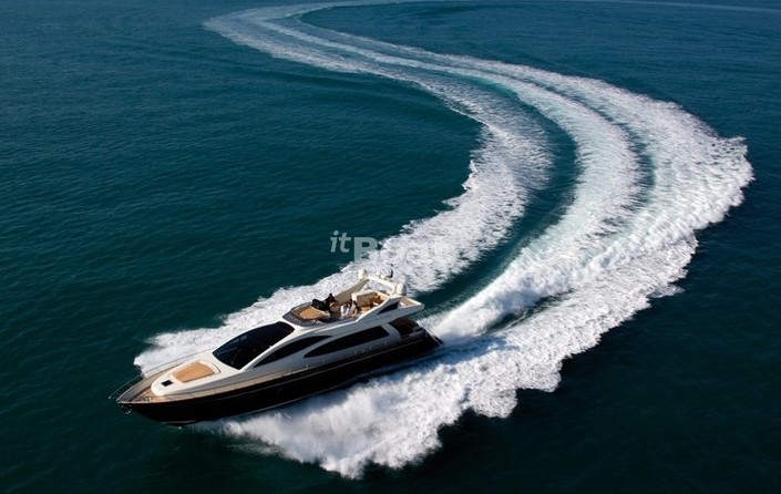 Riva 75 Venere