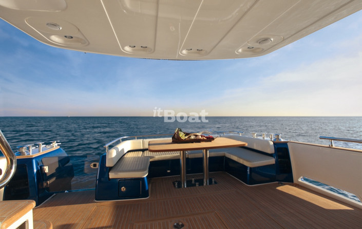 Azimut Magellano 50