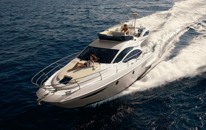 Azimut 38