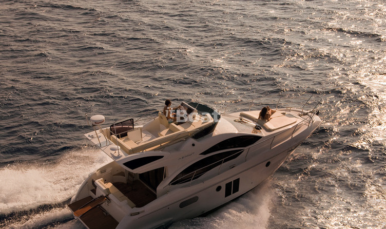 Azimut 38