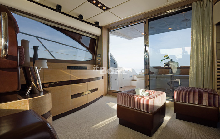 Azimut 53