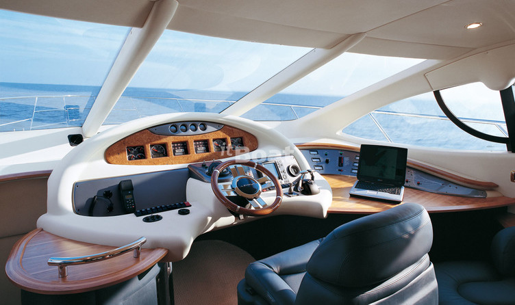 Azimut 55E