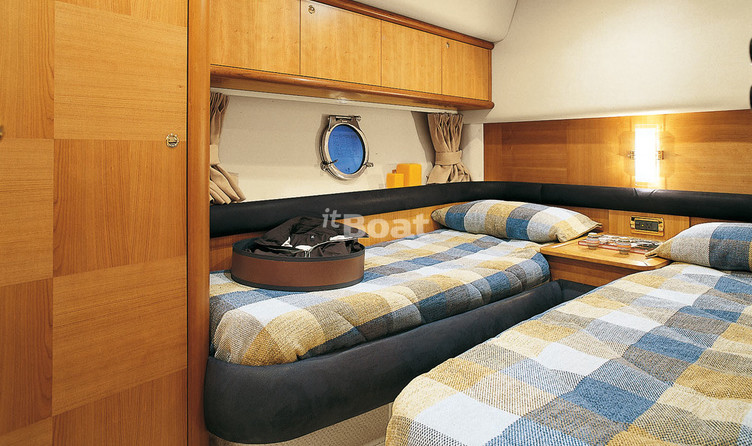 Azimut 55E