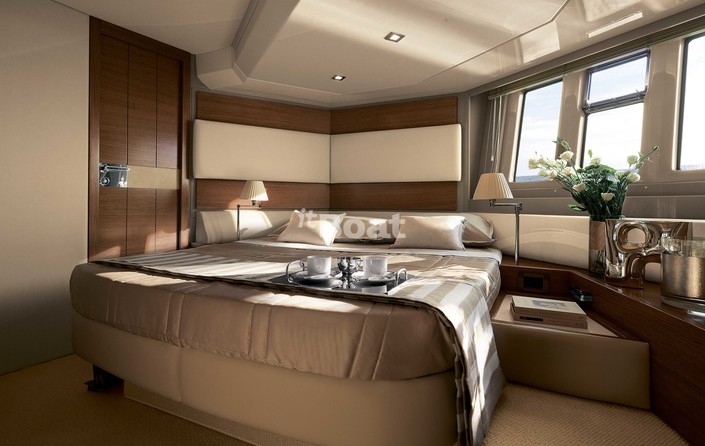 Azimut Brazilian 60