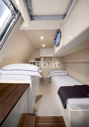 Azimut Brazilian 60