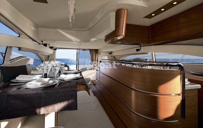 Azimut Brazilian 60