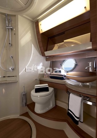 Azimut Brazilian 60