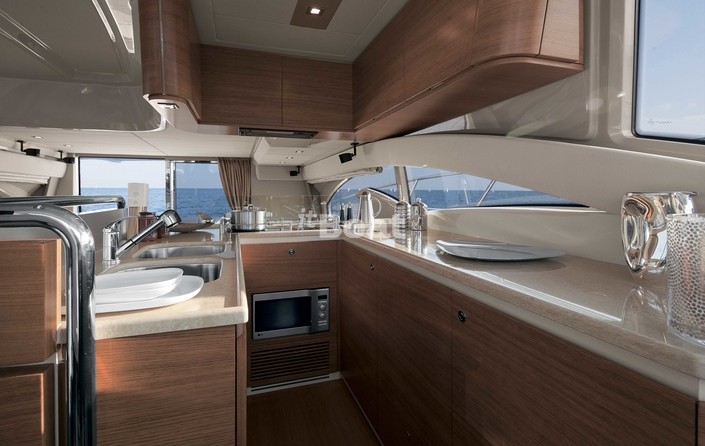Azimut Brazilian 60