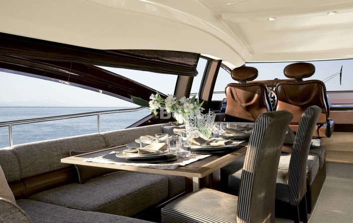 Azimut Brazilian 70