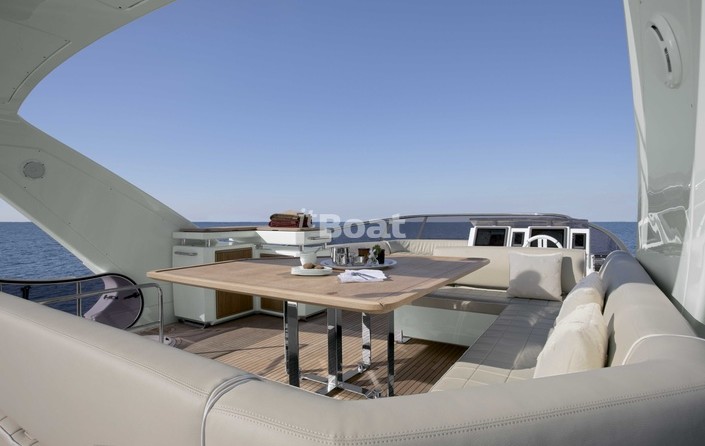 Azimut Brazilian 70