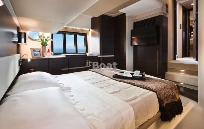 Azimut Brazilian 56
