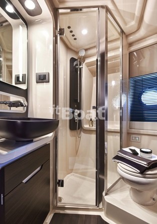Azimut Brazilian 56