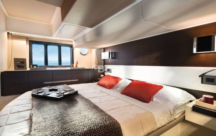 Azimut Brazilian 56