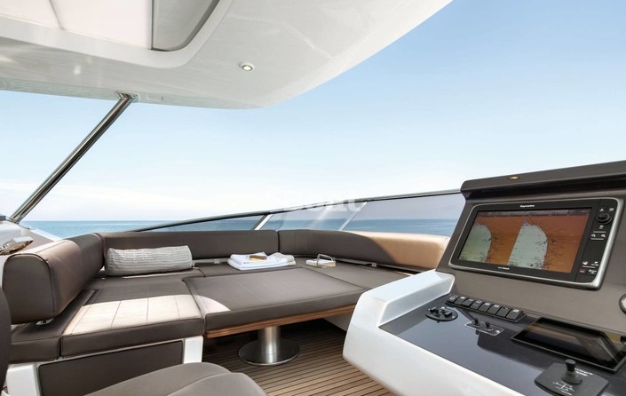 Azimut Brazilian 83