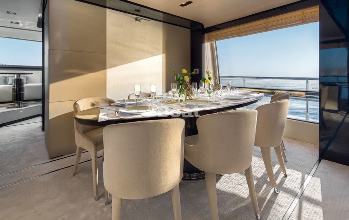 Azimut Brazilian 83