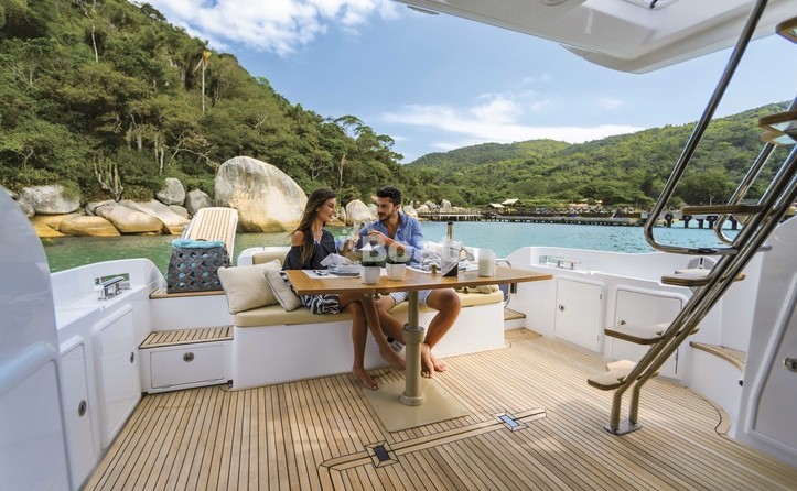 Azimut Brazilian 42
