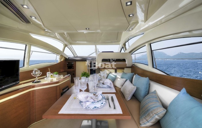Azimut Brazilian 42