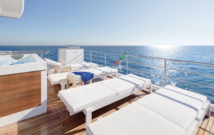 Azimut Grande 95RPH