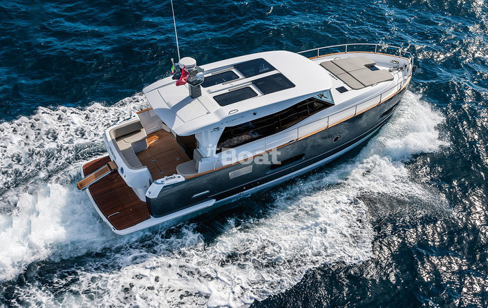 Azimut Magellano 43 HT