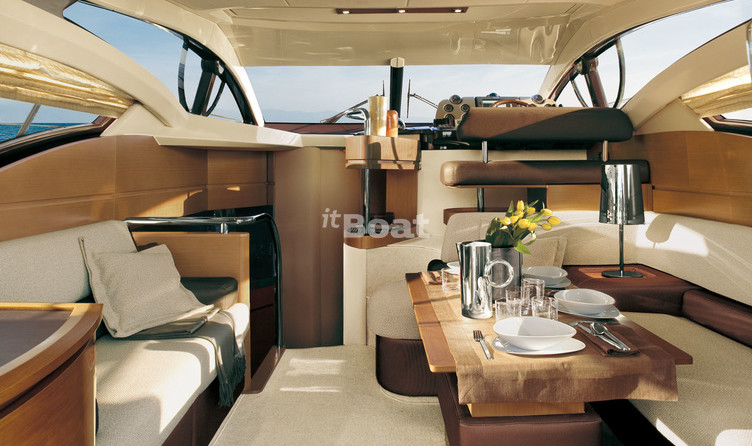 Azimut 43