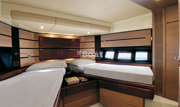 Azimut 58