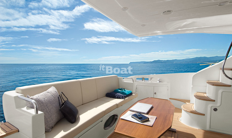 Azimut 58