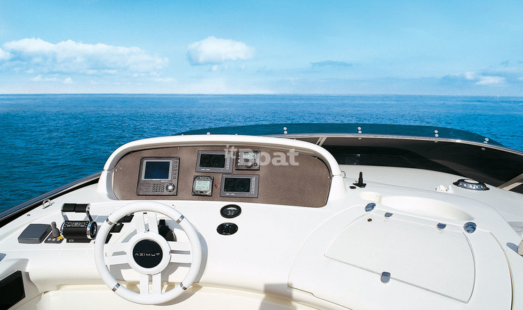 Azimut 68 Evolution