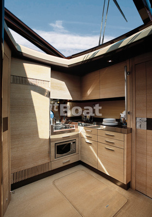Azimut 48