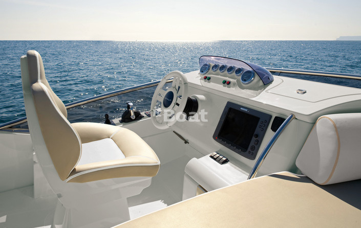 Azimut 48