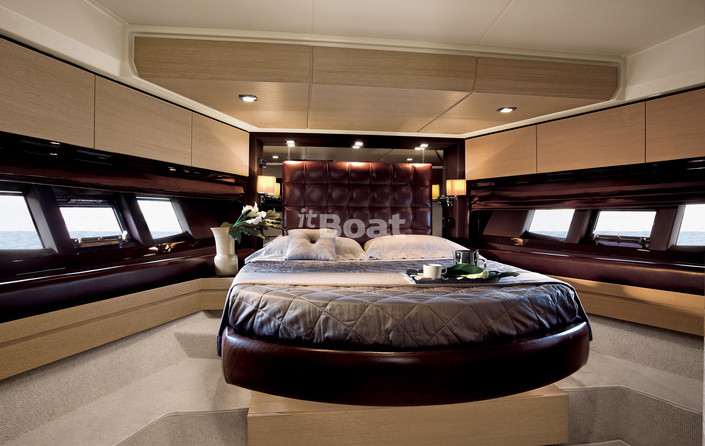 Azimut 70