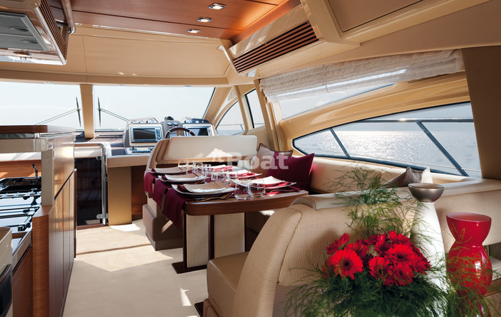 Azimut 64