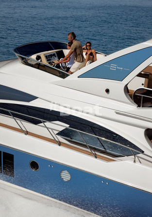 Azimut 64